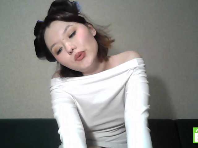 GlennisSarvis live cam on BongaCams