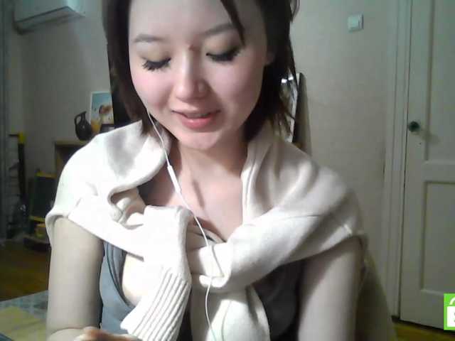 GlennisSarvis live cam on BongaCams
