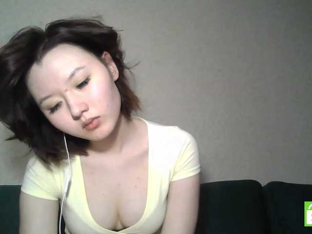 GlennisSarvis live cam on BongaCams