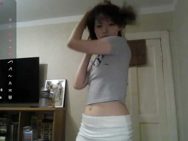 GlennisSarvis live cam on BongaCams