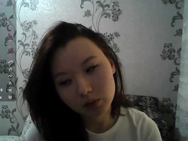 GlennisSarvis live cam on BongaCams