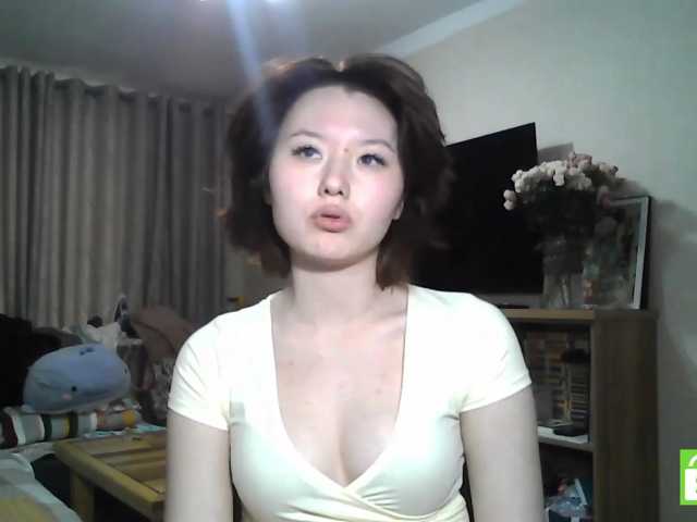 GlennisSarvis live cam on BongaCams