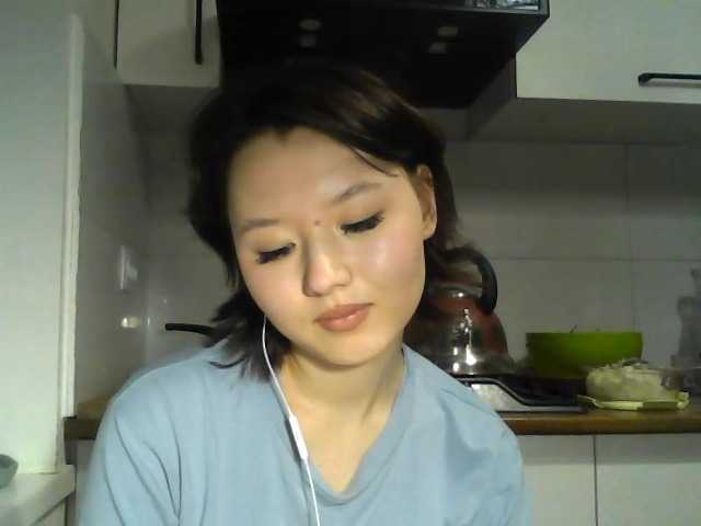 GlennisSarvis live cam on BongaCams