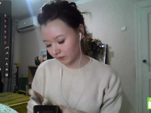 GlennisSarvis live cam on BongaCams