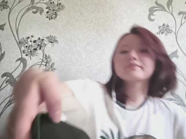 GlennisSarvis live cam on BongaCams