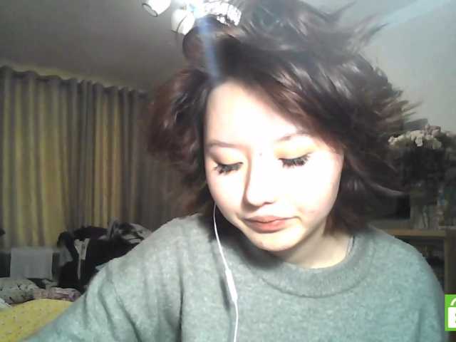 GlennisSarvis live cam on BongaCams