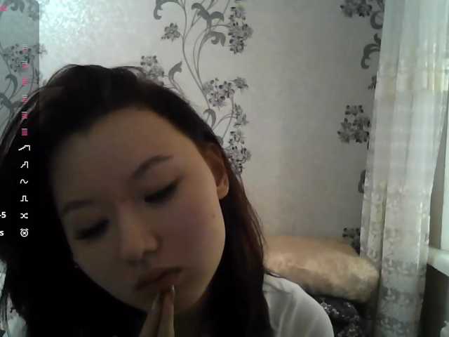 GlennisSarvis live cam on BongaCams