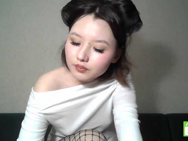 GlennisSarvis live cam on BongaCams