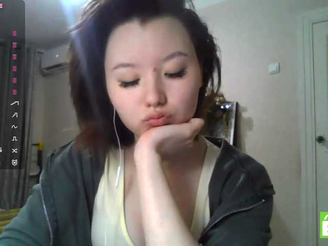 GlennisSarvis live cam on BongaCams