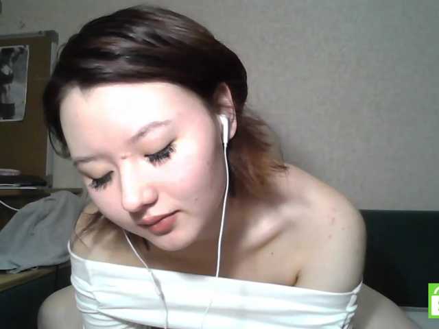 GlennisSarvis live cam on BongaCams