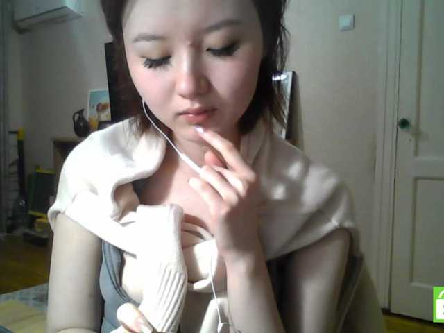 GlennisSarvis live cam on BongaCams