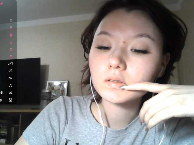 GlennisSarvis live cam on BongaCams
