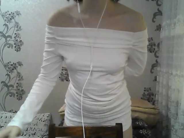 GlennisSarvis live cam on BongaCams