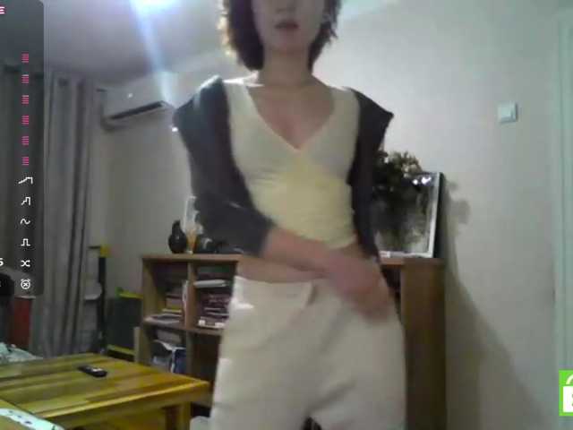 GlennisSarvis live cam on BongaCams