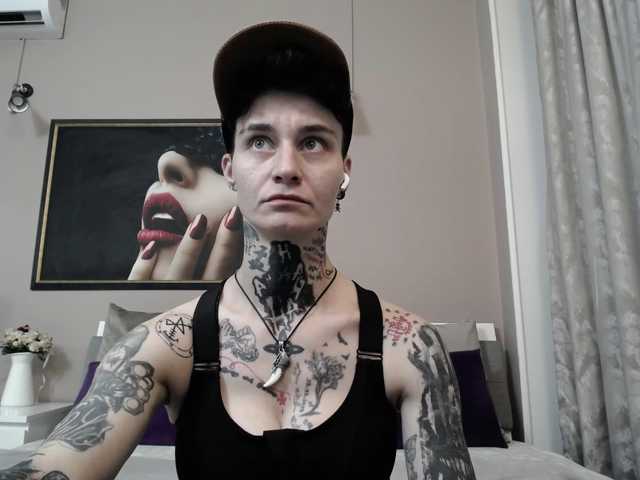 KennysXX live cam on BongaCams