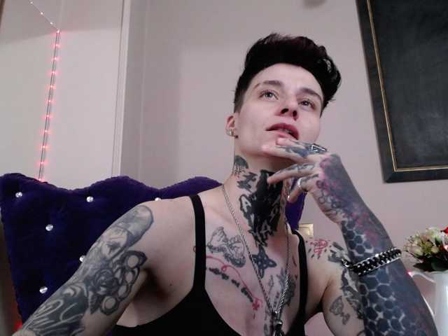KennysXX live cam on BongaCams