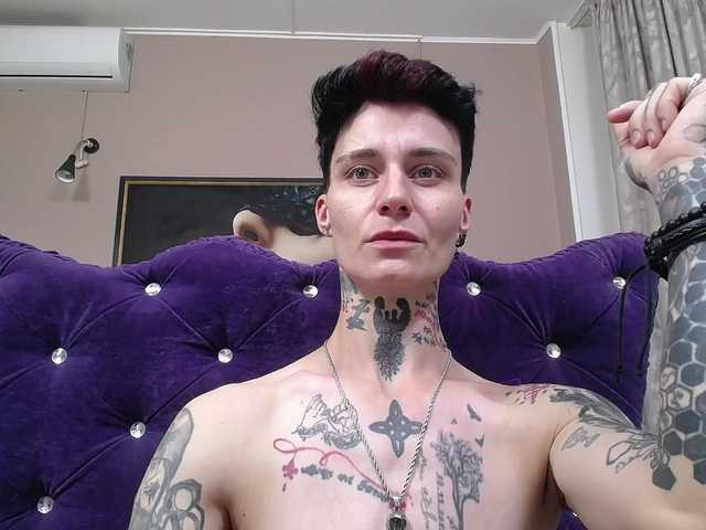 KennysXX live cam on BongaCams