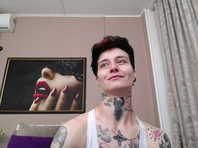 KennysXX live cam on BongaCams