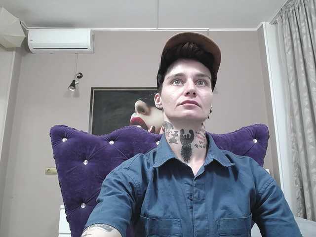 KennysXX live webcam show