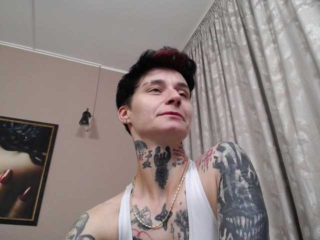 KennysXX live cam on BongaCams