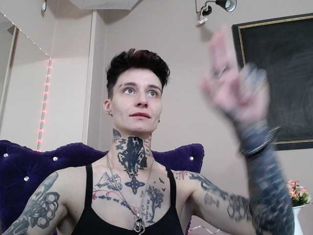 KennysXX live cam on BongaCams