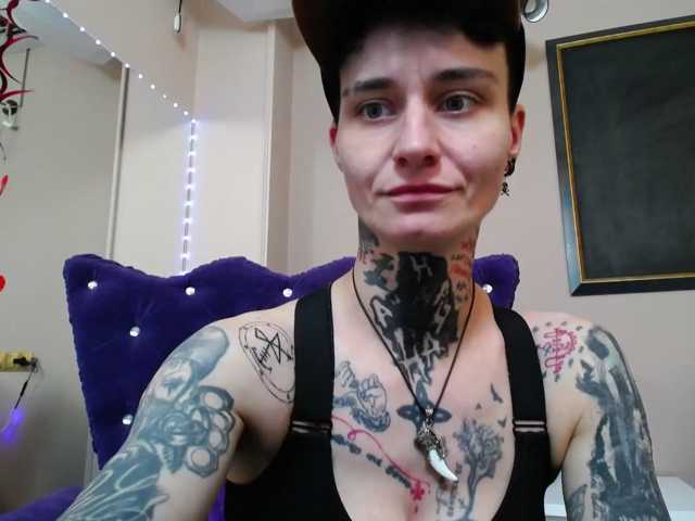 KennysXX live cam on BongaCams