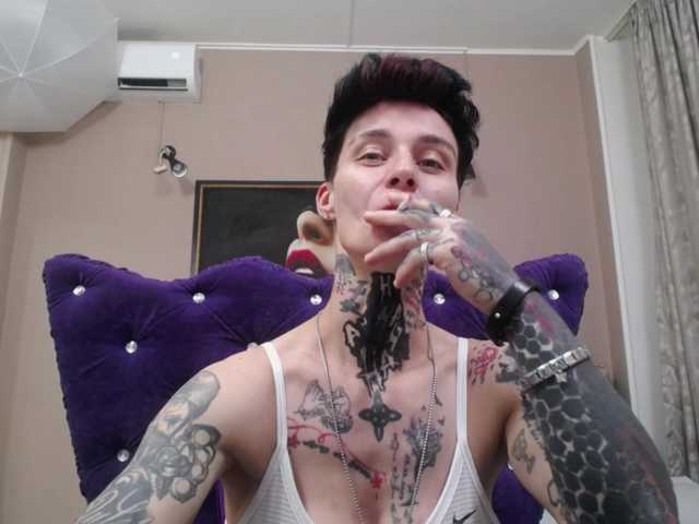 KennysXX live cam on BongaCams
