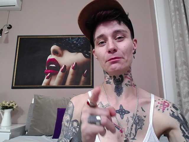KennysXX live cam on BongaCams