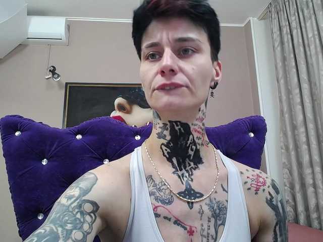 KennysXX live cam preview