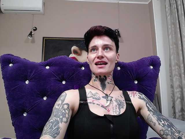 KennysXX live cam on BongaCams