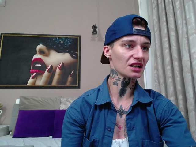 KennysXX live cam on BongaCams