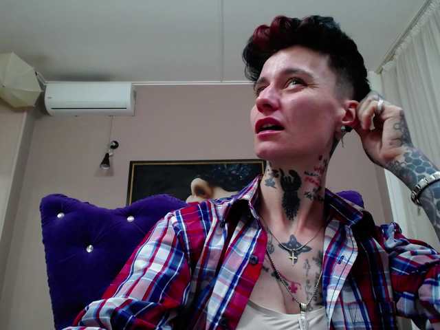 KennysXX live cam on BongaCams
