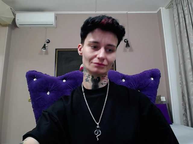 KennysXX live cam on BongaCams