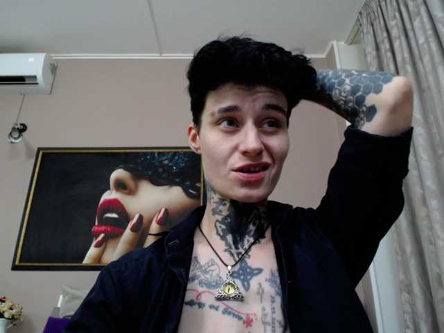 KennysXX live cam on BongaCams
