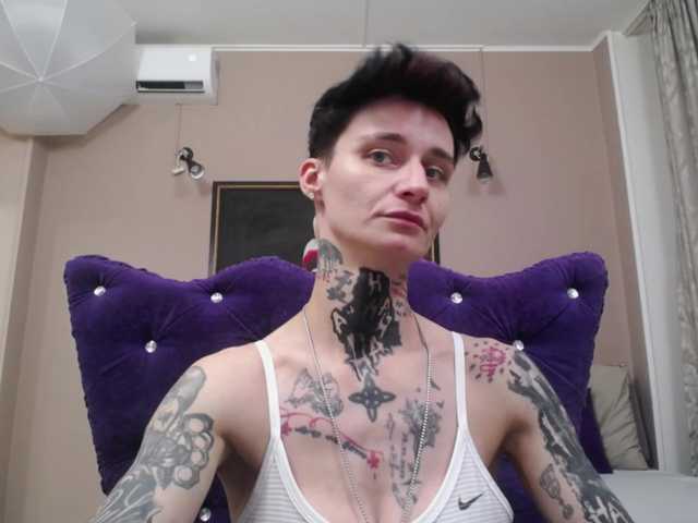 KennysXX live cam preview