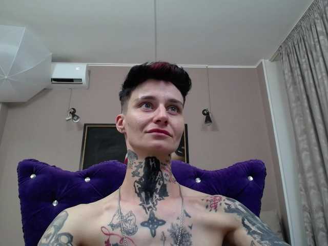 KennysXX live cam on BongaCams