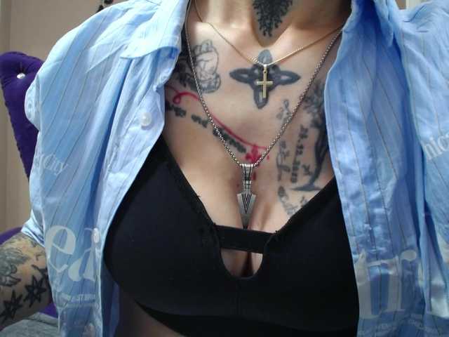 KennysXX live cam on BongaCams