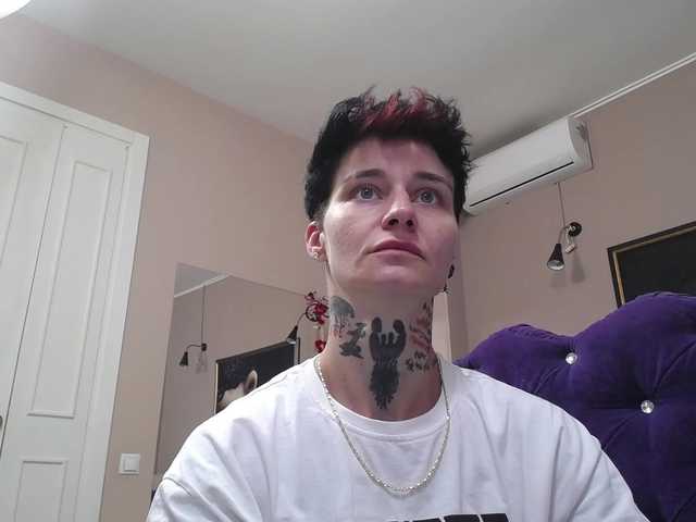 KennysXX live cam on BongaCams
