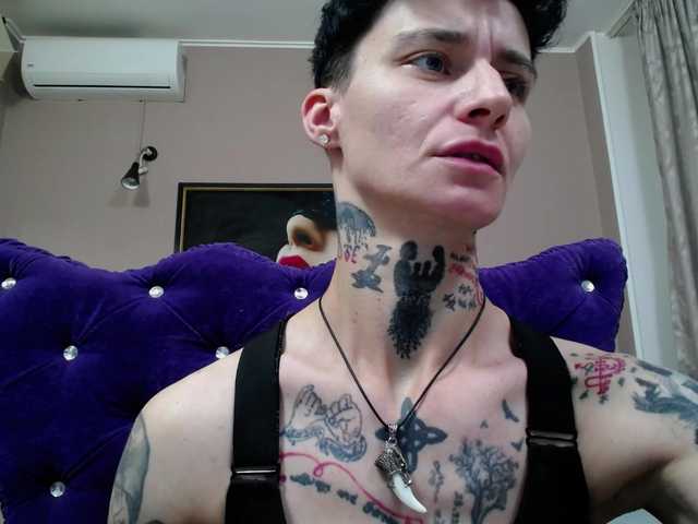 KennysXX live cam on BongaCams
