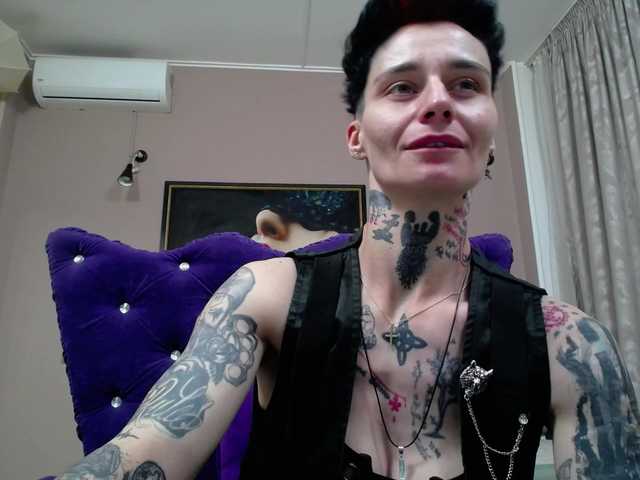 KennysXX live cam on BongaCams