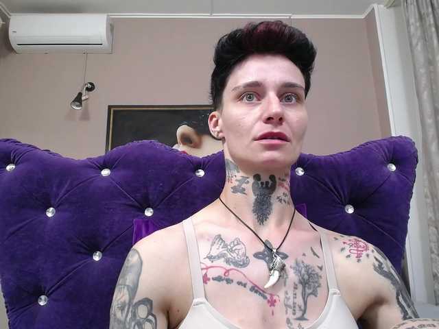 KennysXX live cam on BongaCams
