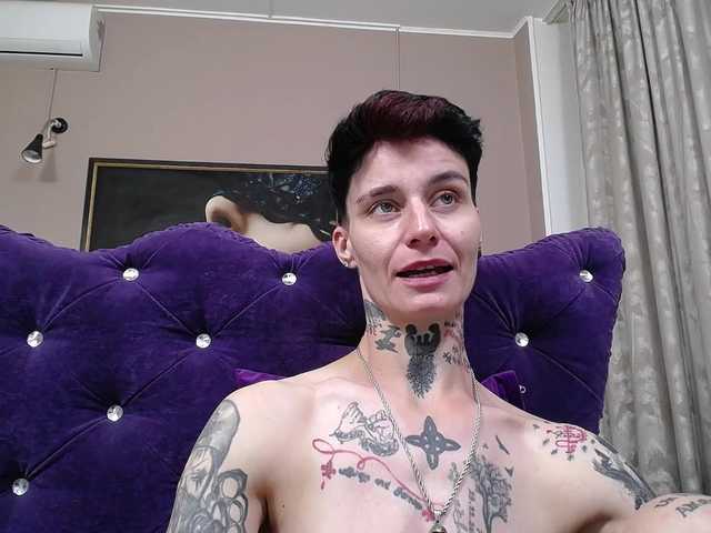 KennysXX live cam on BongaCams