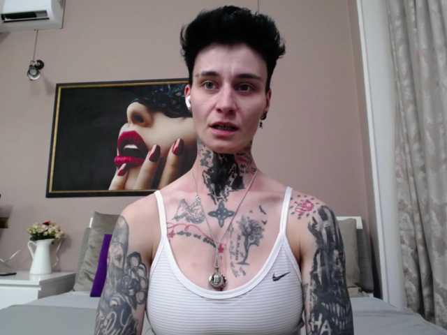 KennysXX, en directo ahora en BongaCams