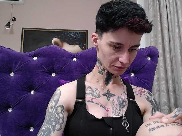 KennysXX live cam on BongaCams