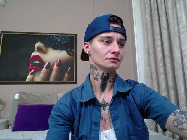 KennysXX live cam on BongaCams