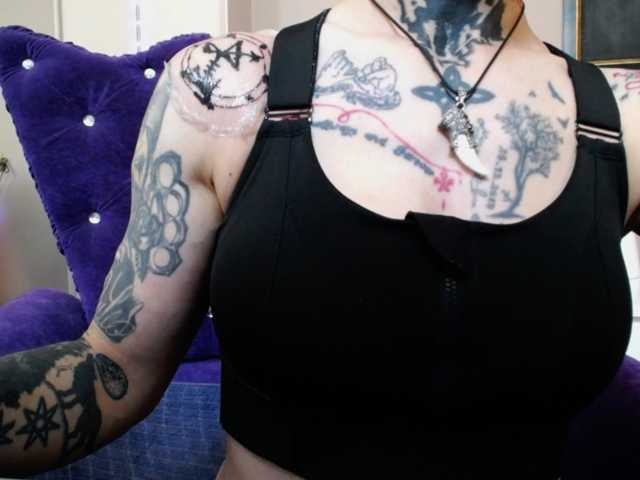 KennysXX live cam on BongaCams