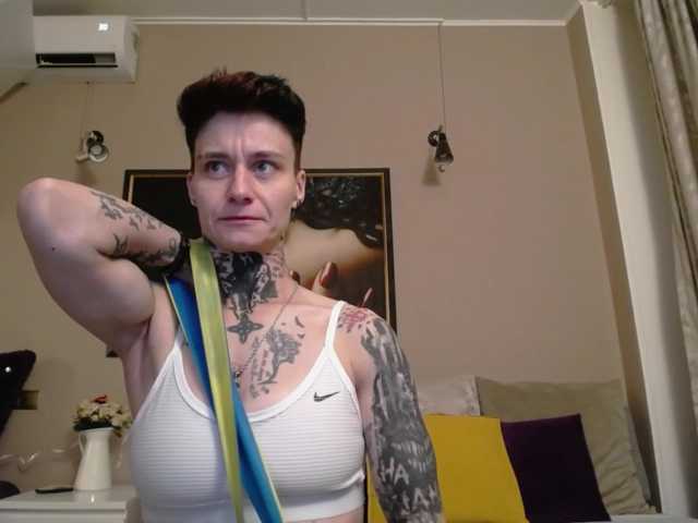 KennysXX live cam on BongaCams