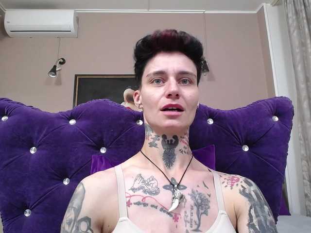 KennysXX live cam on BongaCams