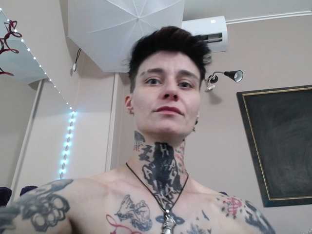 KennysXX live cam preview