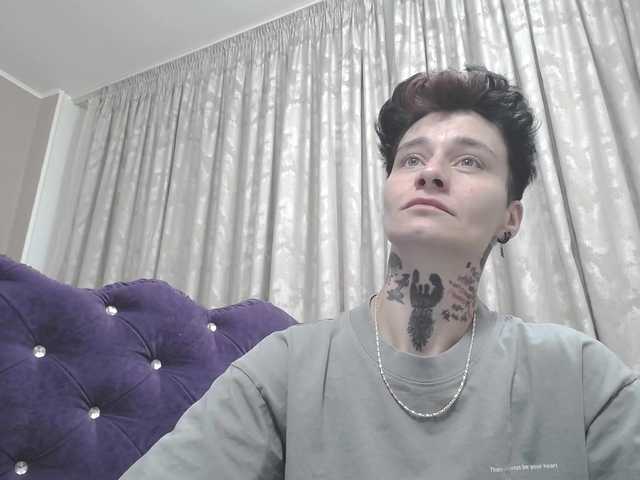 KennysXX live cam on BongaCams